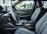 Peugeot 2008 SUV / Terénní 1,2 l 107 kw