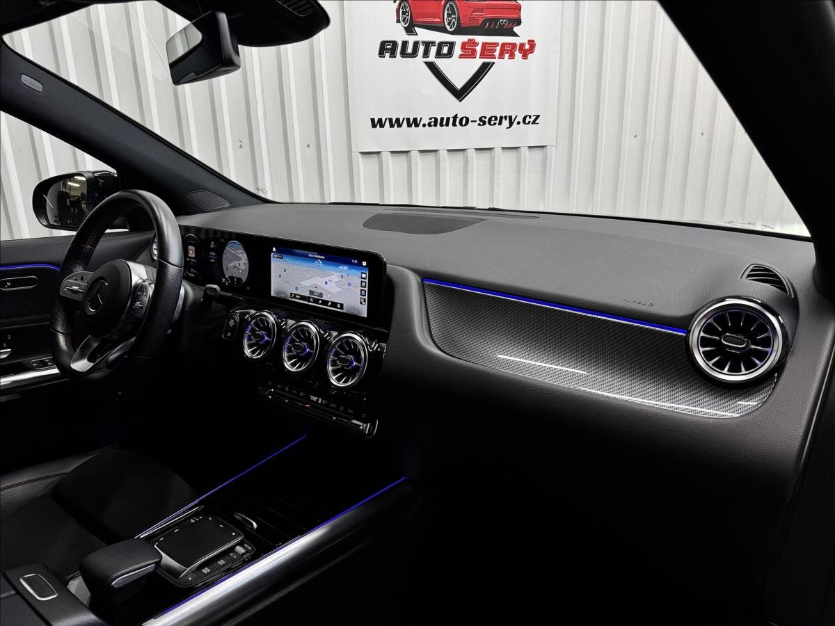 Mercedes-Benz GLA SUV / Terénní 2,0 l 110 kw