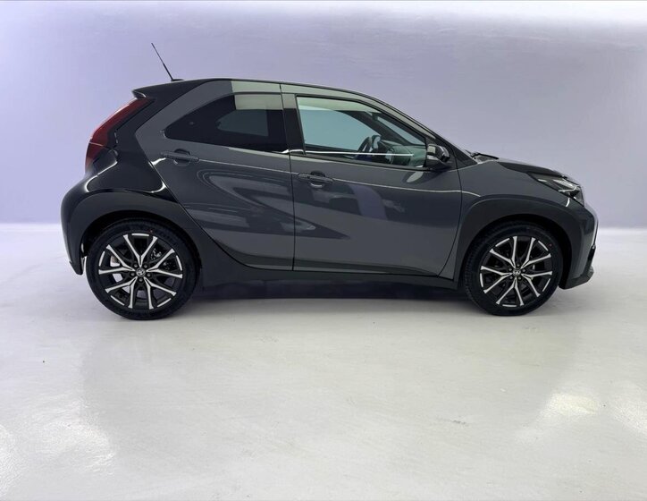 Toyota Aygo Hatchback 1,5 l 85 kw