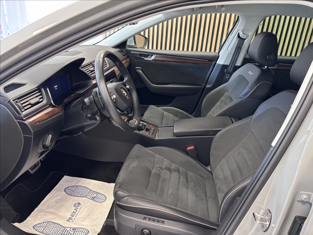 Škoda Superb Kombi 2,0 l 206 kw