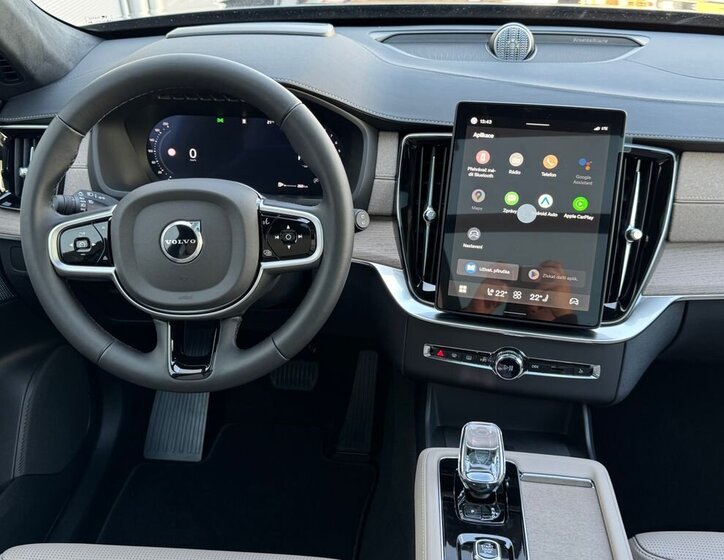 Volvo XC90 SUV / Terénní 2,0 l 184 kw