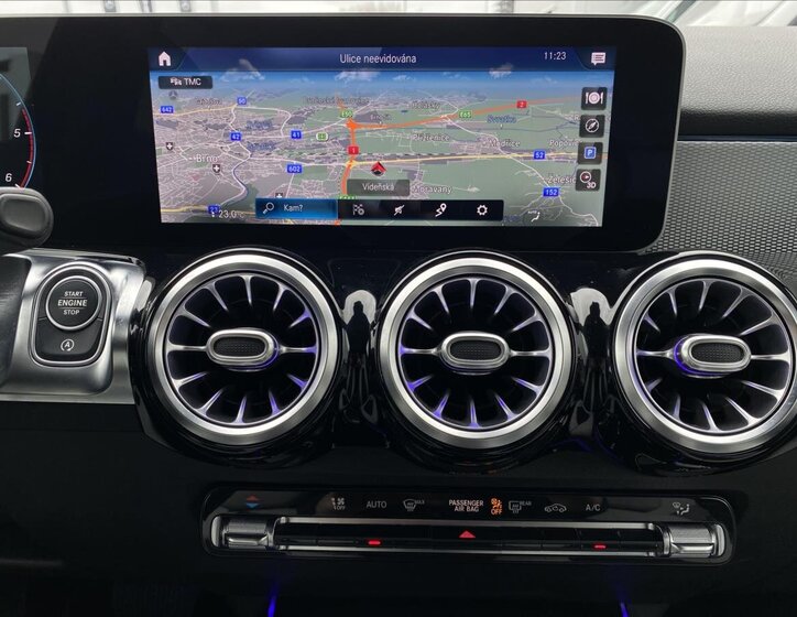 Mercedes-Benz GLB SUV / Terénní 2,0 l 110 kw