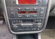 Peugeot 406 Sedan / Limuzína 2,0 l 80 kw