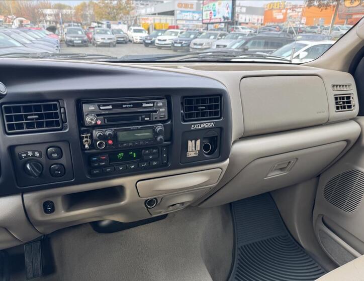 Ford Excursion 11