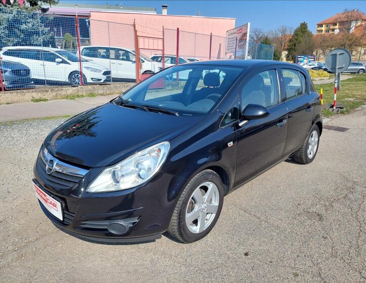 Opel Corsa Hatchback 1,2 l 51 kw