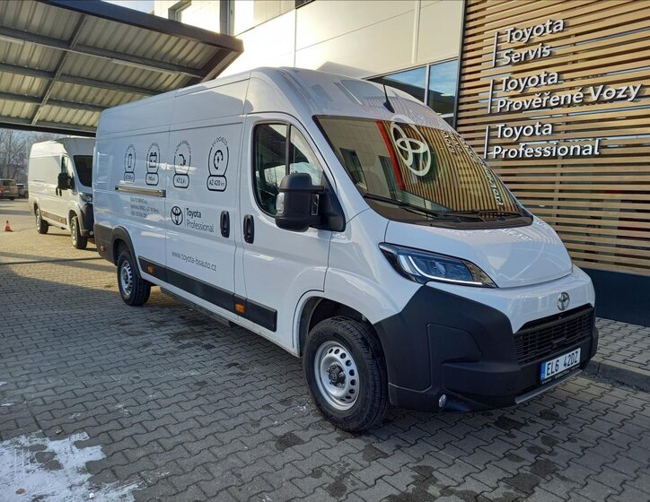 Toyota Proace Max 1