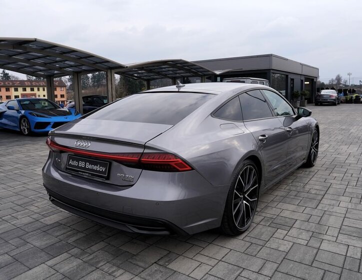 Audi A7 Sedan / Limuzína 3,0 l 210 kw