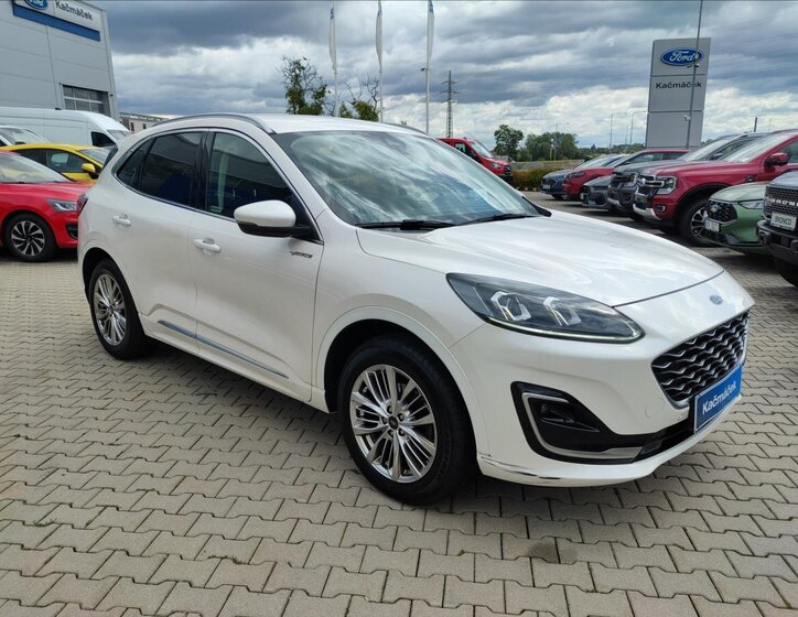Ford Kuga SUV / Terénní 2,0 l 140 kw