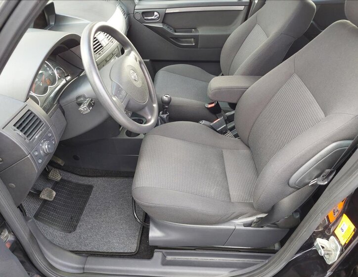 Opel Meriva MPV 1,6 l 77 kw