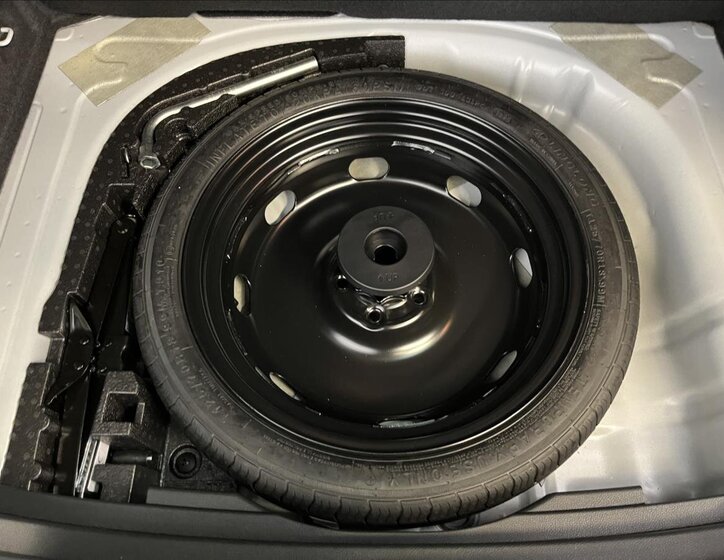 Škoda Karoq SUV / Terénní 1,5 l 110 kw