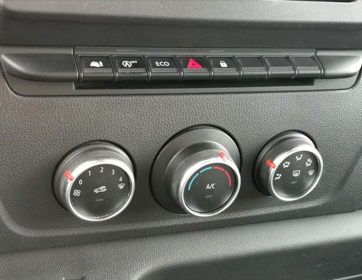 Renault Master Valník 2,3 l 132 kw