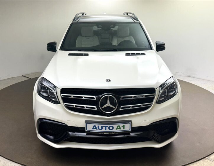 Mercedes-Benz GLS SUV / Terénní 5,5 l 430 kw