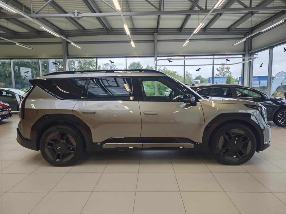 KIA EV9