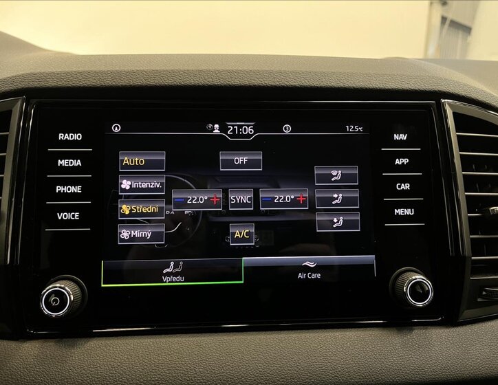 Škoda Karoq SUV 1,5 l 110 kw