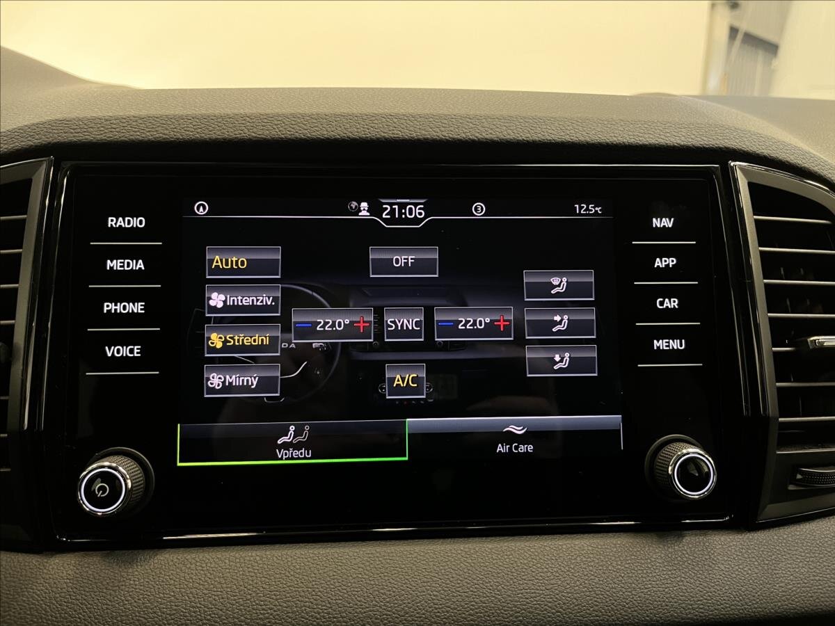 Škoda Karoq SUV 1,5 l 110 kw