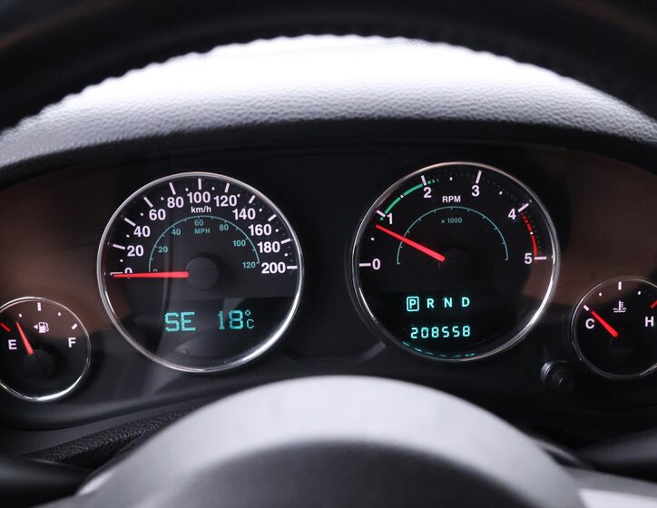 Jeep Wrangler SUV 2,8 l 147 kw