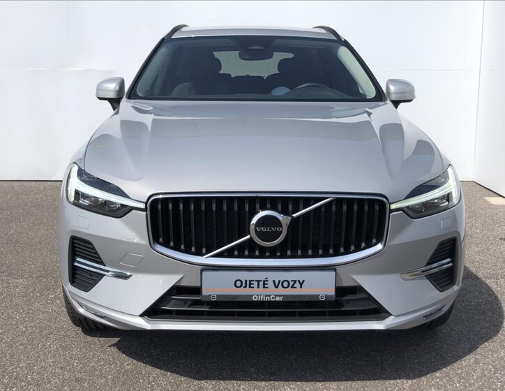 Volvo XC60 SUV / Terénní 2,0 l 145 kw