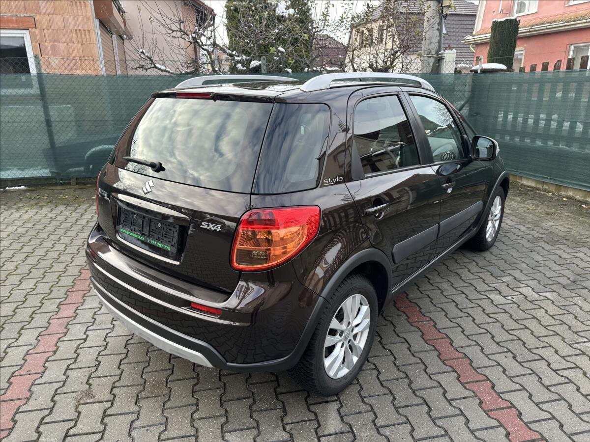 Suzuki SX4