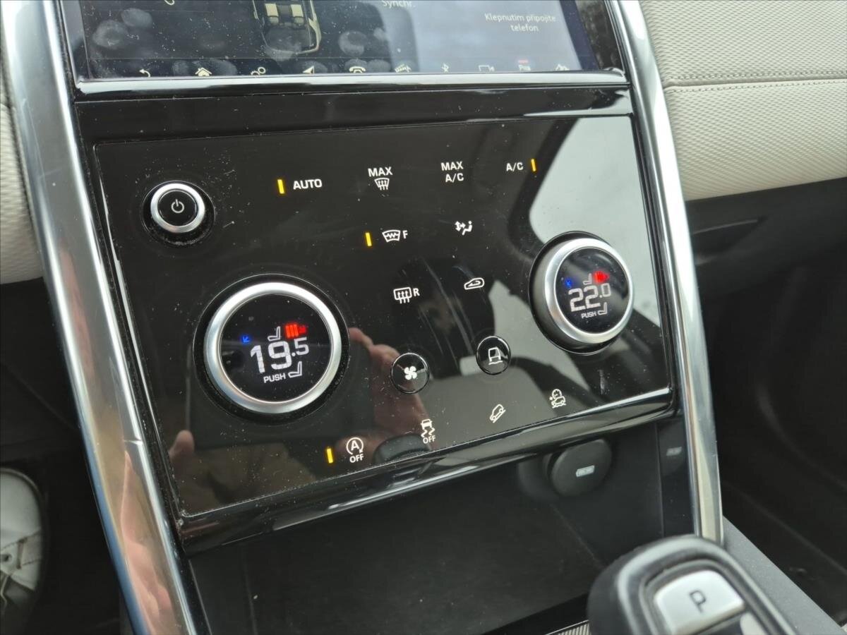 Land Rover Discovery Sport SUV / Terénní 2,0 l 132 kw