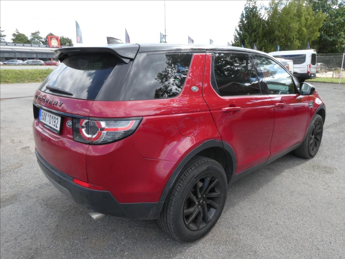 Land Rover Discovery Sport SUV / Terénní 2,0 l 110 kw