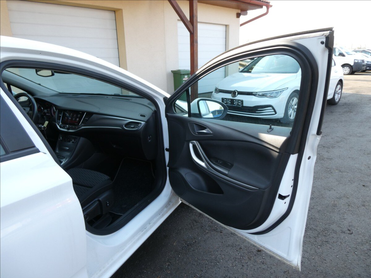 Opel Astra Hatchback 1,6 l 81 kw