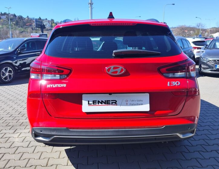 Hyundai i30 Kombi 998,0 74 kw