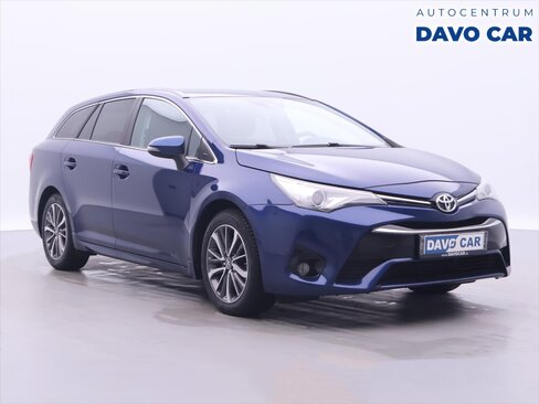 Toyota Avensis Kombi 2,0 l 105 kw