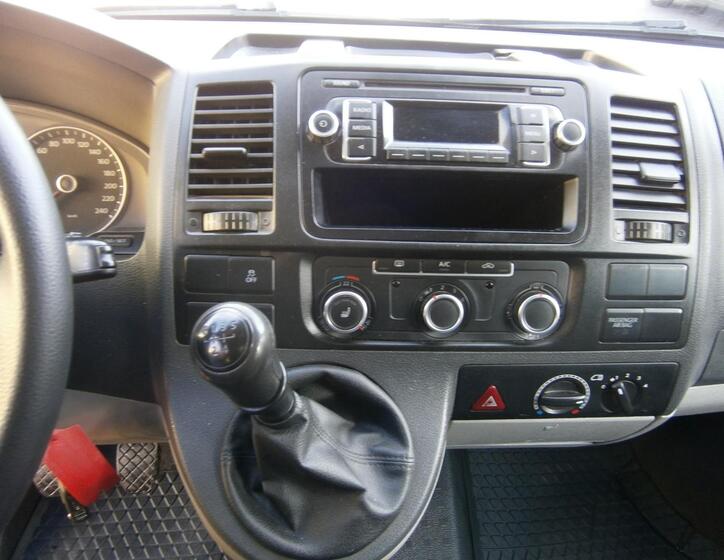 Volkswagen Transporter 16