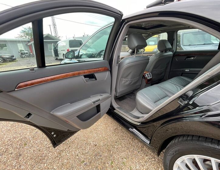 Mercedes-Benz Třídy S 11