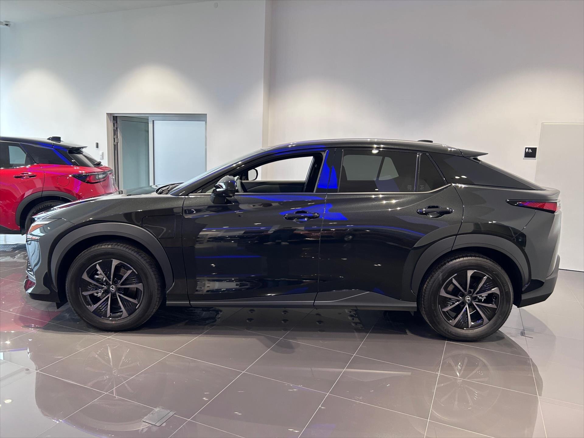 Lexus Ostatní SUV / Terénní 0,0 280 kw