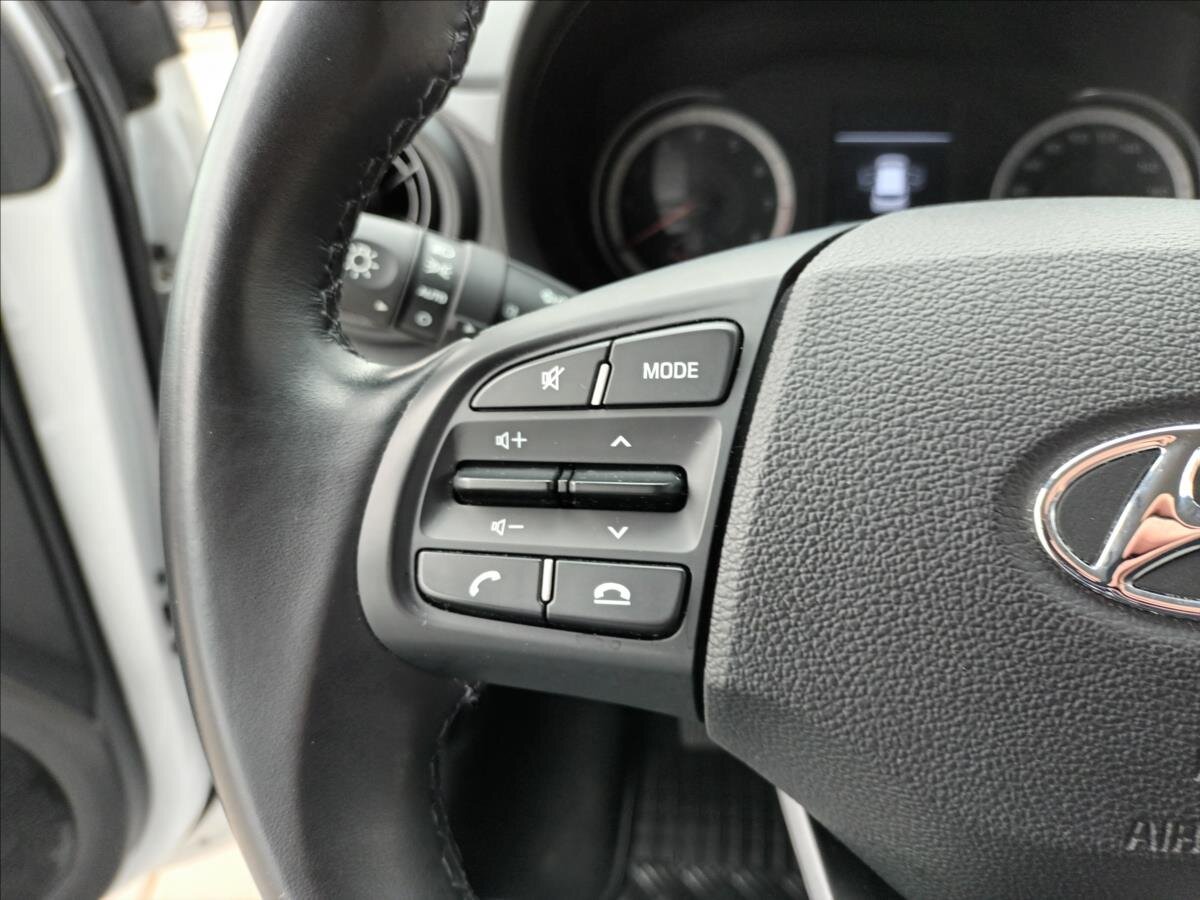 Hyundai i10 Hatchback 998,0 49 kw