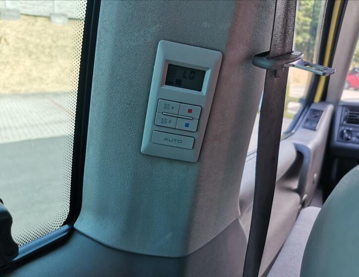 Volkswagen Multivan 26