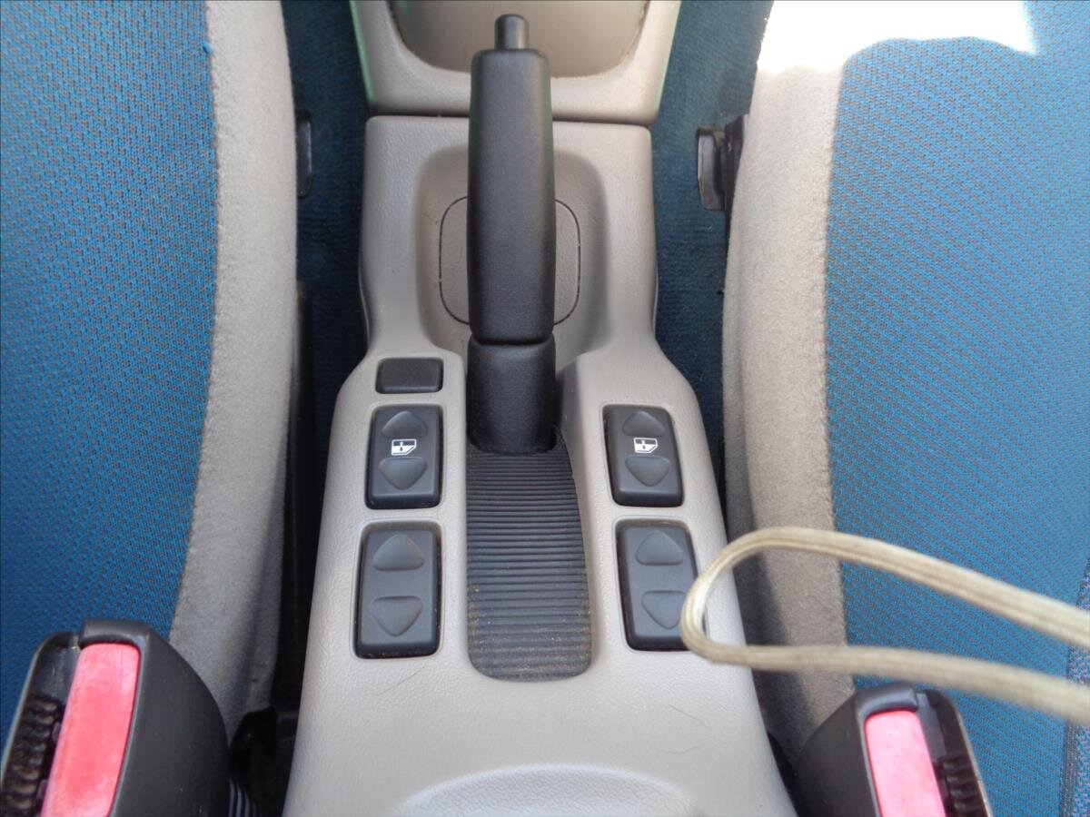 Land Rover Freelander Kombi 1,8 l 86 kw