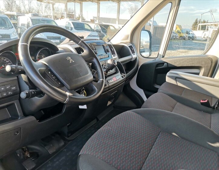 Peugeot Boxer 6