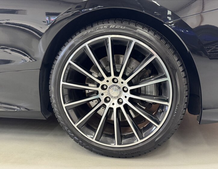 Mercedes-Benz Třídy S Kupé 4,7 l 335 kw