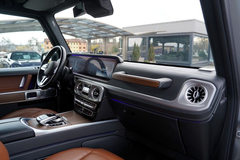 Mercedes-Benz Třídy G SUV / Terénní 4,0 l 368 kw