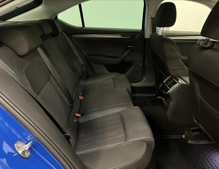 Škoda Superb Liftback 2,0 l 206 kw