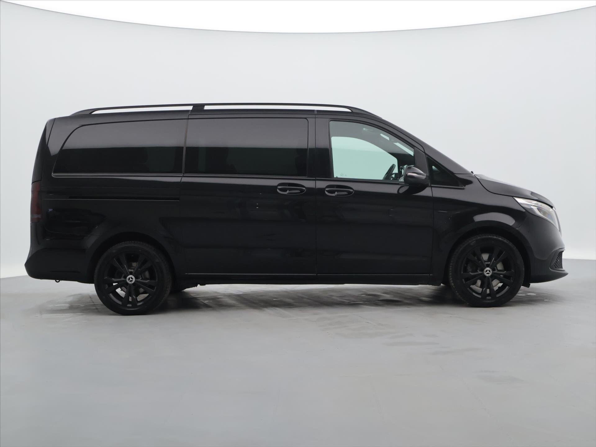 Mercedes-Benz Třídy V Kombi 2,1 l 140 kw