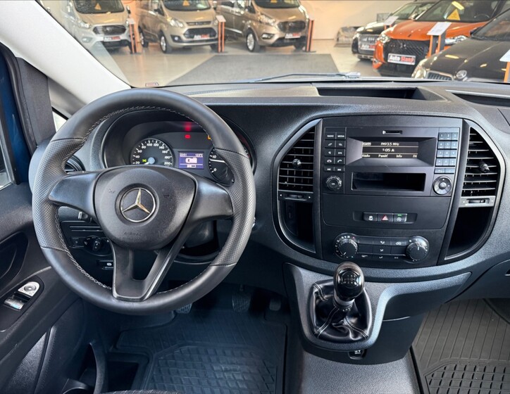 Mercedes-Benz Vito 14