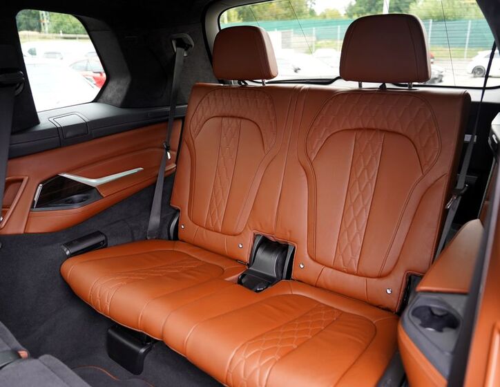 BMW X7 35