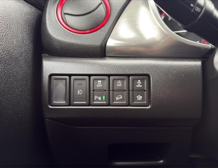 Suzuki Vitara SUV / Terénní 1,4 l 103 kw