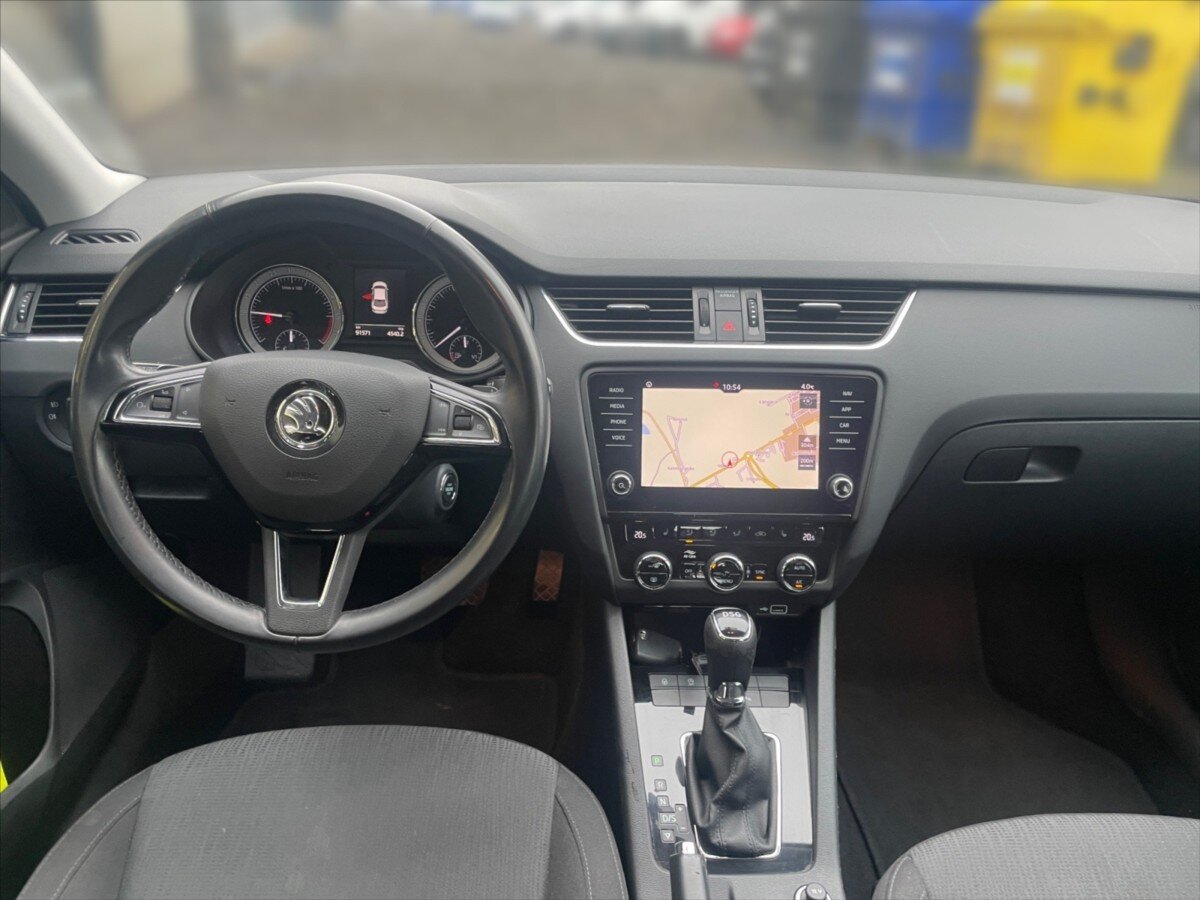 Škoda Octavia Sedan / Limuzína 1,6 l 85 kw
