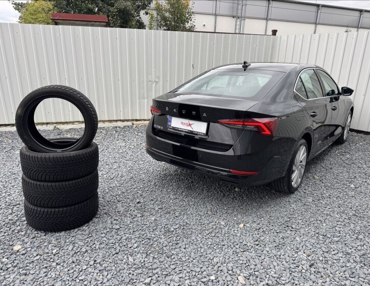 Škoda Octavia Sedan / Limuzína 1,5 l 110 kw