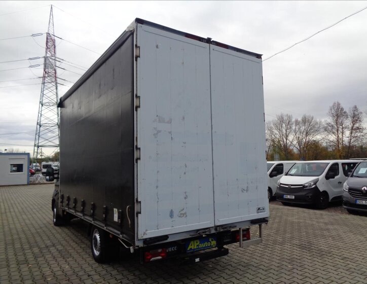 Iveco Daily Valník 3,0 l 132 kw