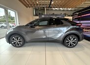 Toyota C-HR 4