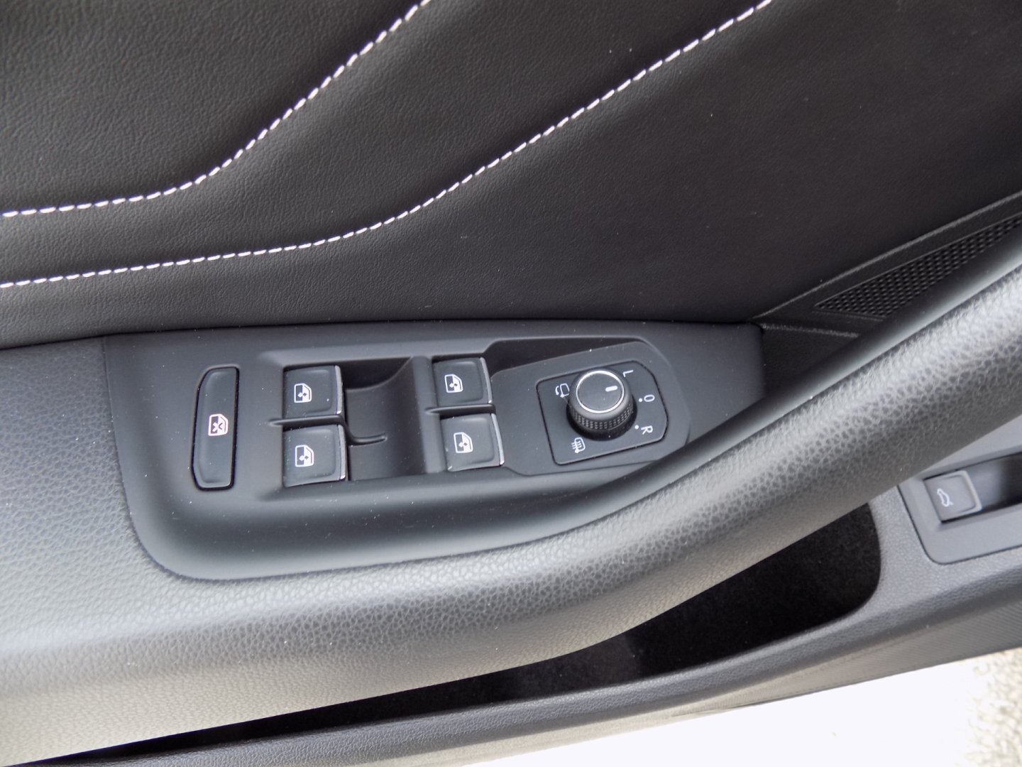 Volkswagen Arteon Kombi 2,0 l 140 kw