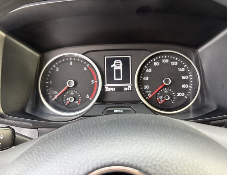 Volkswagen Crafter Skříň 2,0 l 103 kw