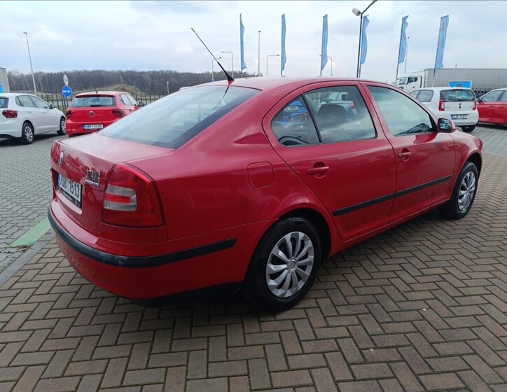Škoda Octavia Sedan / Limuzína 1,9 l 77 kw