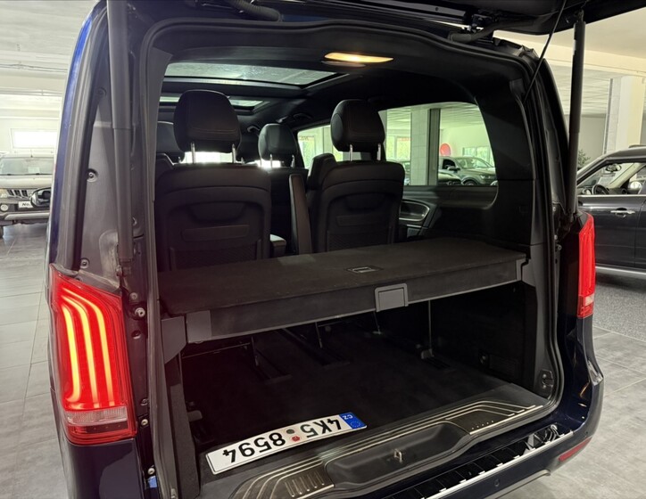 Mercedes-Benz Třídy V 27