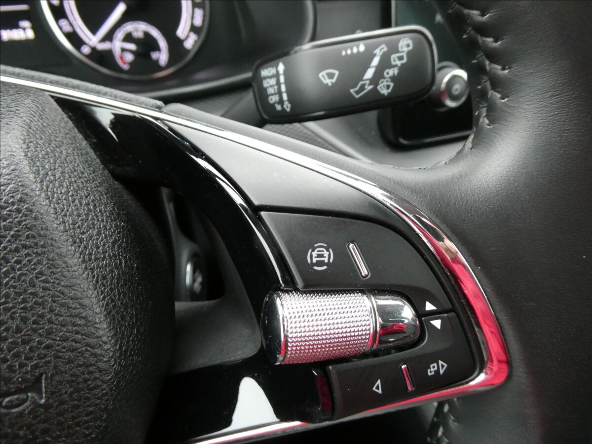 Škoda Kamiq Hatchback 999,0 81 kw